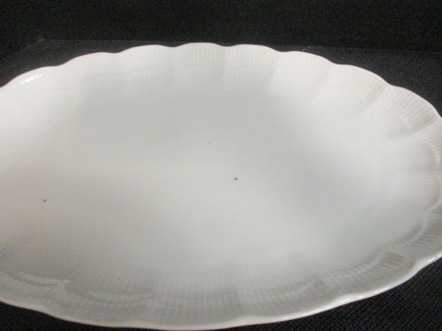 Kaiser "Romantica" West Germany Porcelain Oval Vegetable Bowl and Two Trays - 6