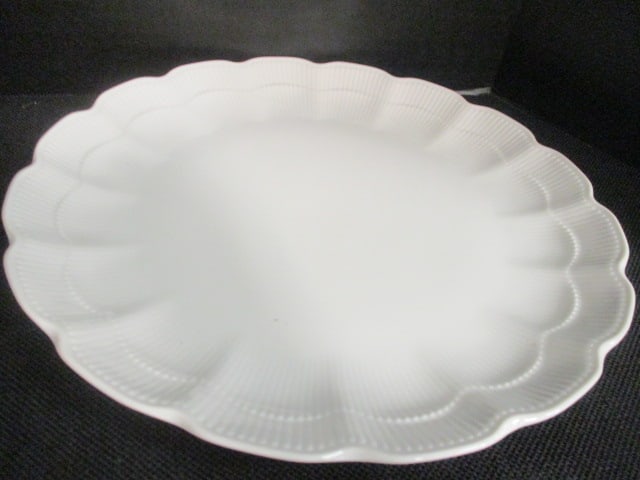 Kaiser "Romantica" West Germany Porcelain Round Vegetable Bowl and Tray - 2