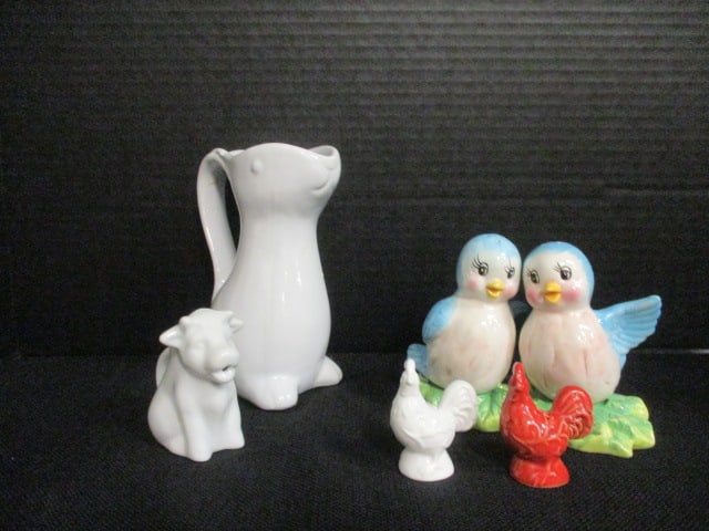 Melody Martin Small Bunny Pitcher, Small Cow Creamer, Individual Size Rooster (1 of 14)