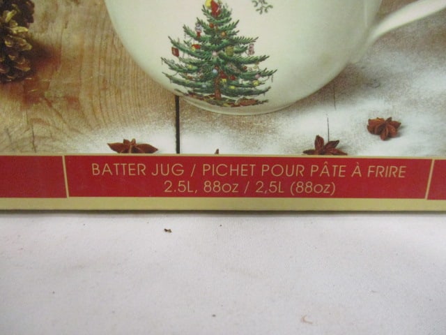 New Old Stock Spode "Christmas Tree" Batter Jug in Original Box - 2