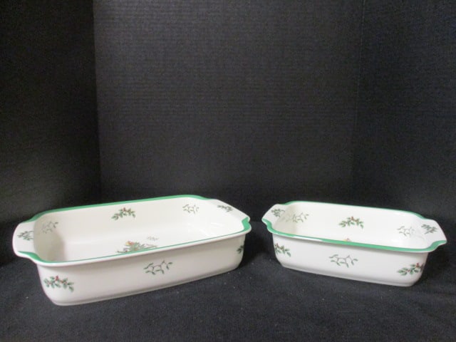 Two Spode "Christmas Tree" Oven to Table Bakers (1 of 11)