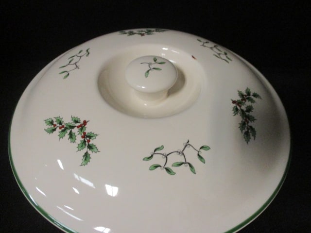 Spode "Christmas Tree" Oven to Table Round Covered Casserole - 2