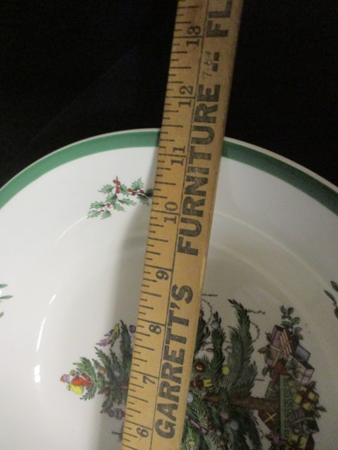 Spode "Christmas Tree" Round Serving Bowl and Rectangular Tray - 4