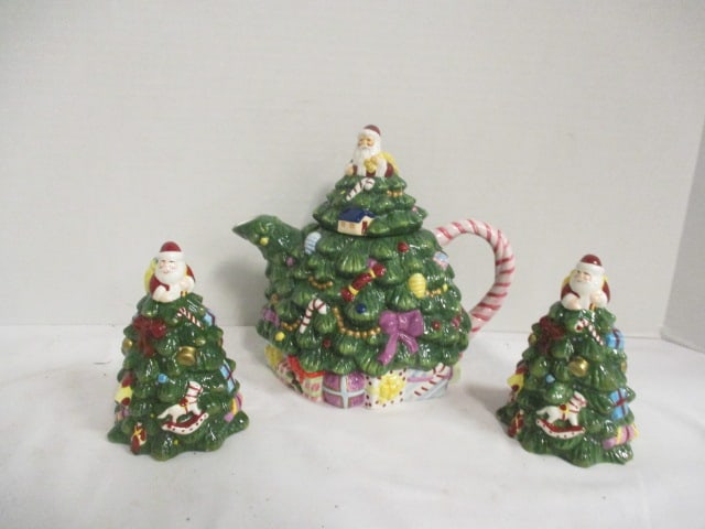 Spode "Christmas Tree" Sculpted Tree Design Teapot and Set of Shakers: Teapot 7 1/2"h, Shakers 4 3/4"h