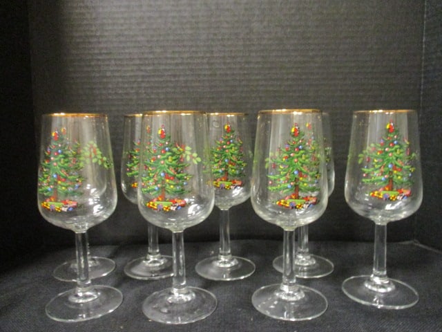 Eight Spode "Christmas Tree" Goblets: 7 3/4"h