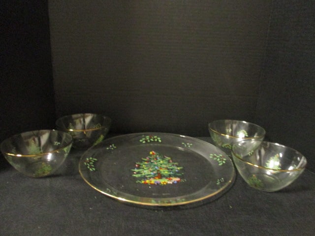 Spode "Christmas Tree" Glass Tray and Four Tidbit Bowls (1 of 9)