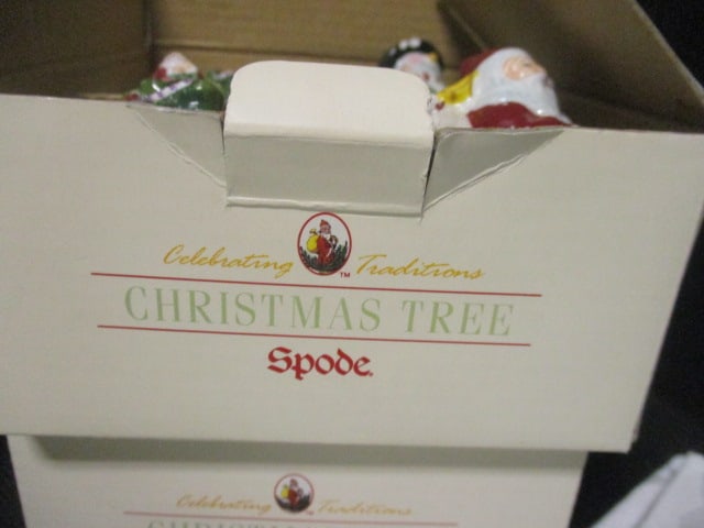 Spode "Christmas Tree" Table Cloths, Napkins and Two 4 Piece Napkin Ring Sets in Original Boxes - 2