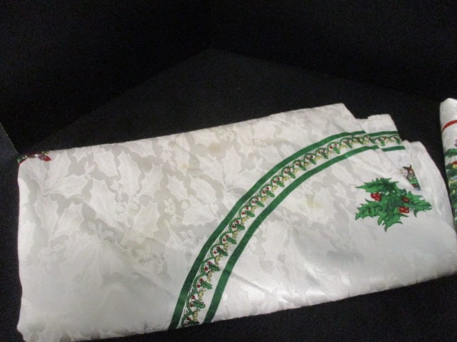 Spode "Christmas Tree" Table Cloths, Napkins and Two 4 Piece Napkin Ring Sets in Original Boxes - 8
