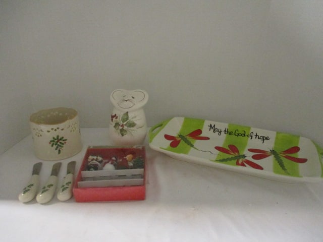 Laurie Gates Christmas Mouse Potpourri Figure, Lenox Holiday Wine Coaster and Spreaders,: Merrybrite Sculpted Spreaders and Art of the Spirit Collection Tray