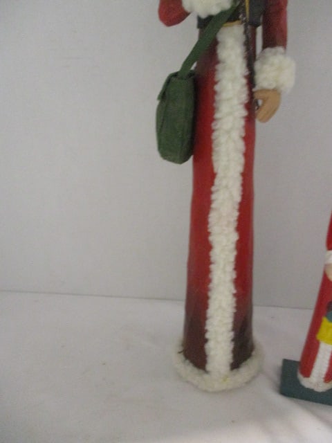 Five Sculpted Composite Santa Figures - 9
