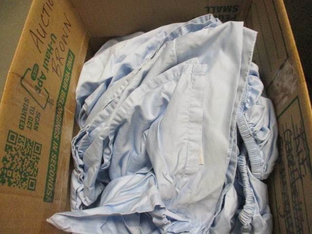Martha Steward Collection Full/Queen Quilted Toile Design Bedspread Set and Sheets - 6
