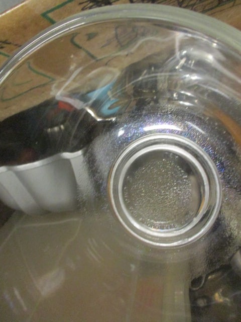Kitchen Wares-Kitchen Utensils, Cake Pans, Cutting Boards, Cooling Rack, etc. - 2