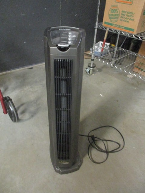 Lasko Ceramic Element Oscillating Tower Heater (1 of 4)
