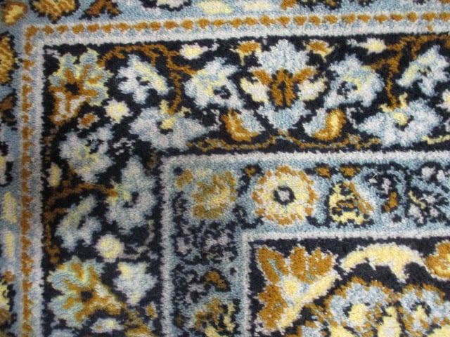 Blue and Ivory Hand Woven Center Medallion Area Rug - 9