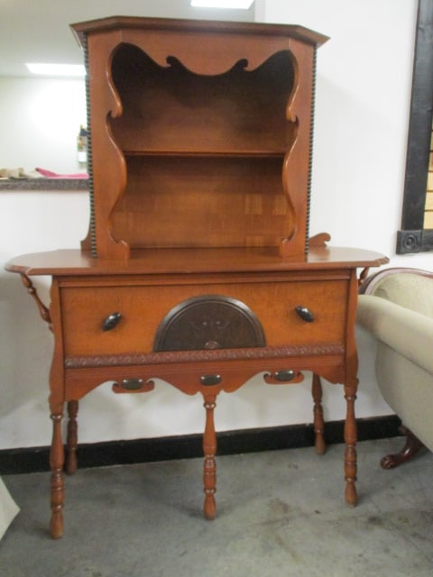 Vintage Hastings Puritan Colonial Revival Cherry Server with Open Plate Rack and Drawer (1 of 20)