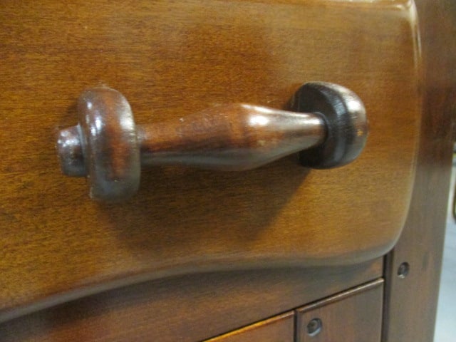 Virginia House Farmhouse Style Jelly Cupboard - 11