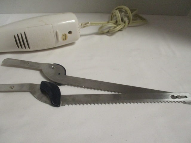 Black + Decker Electric Knife - 4