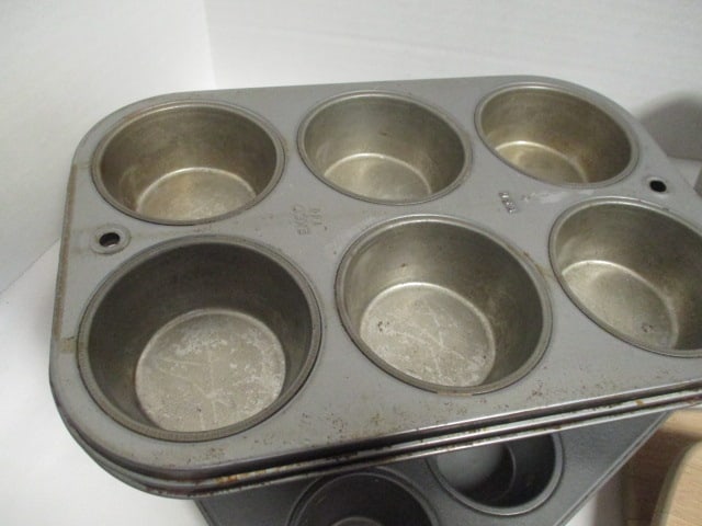 Bakeware and Wood Cutting Boards - 8
