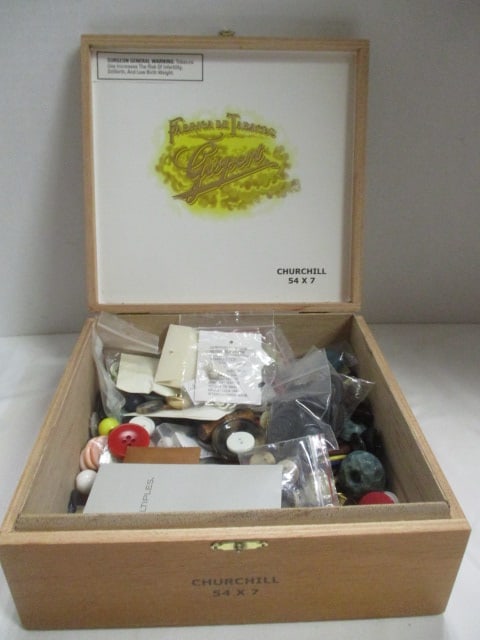 Wooden Cigar Box of Buttons: .