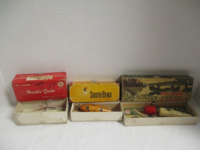Three Vintage Fishing Lures in Original Boxes (1 of 13)
