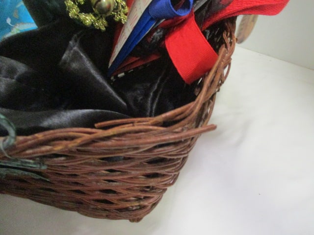 Woven Basket with Wine Glass Tags, Decorative Wine Bags and Tile Bottle Charm - 7