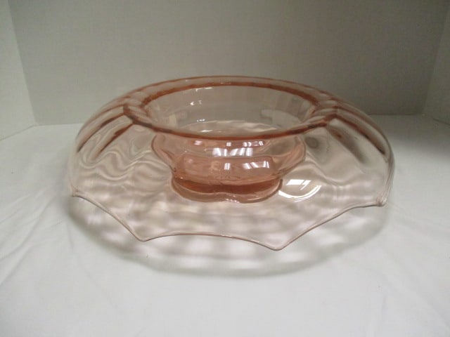 Vintage Pink Depression Glass Waterfall Edge Console Bowl: 14"dia x 3 1/2"h