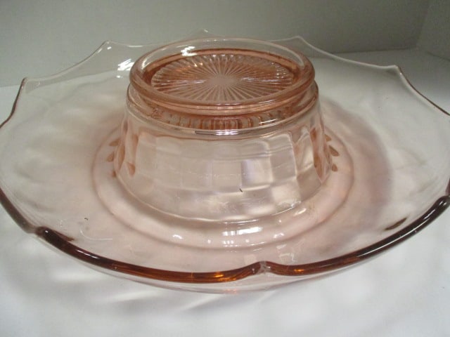 Vintage Pink Depression Glass Waterfall Edge Console Bowl - 5