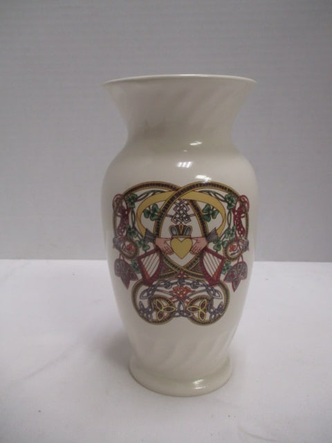 Vintage Wicklow Vale Irish Ironstone Vase with "Claddagh" Symbol Design: 7"h, has sticker and marked underglaze on bottom