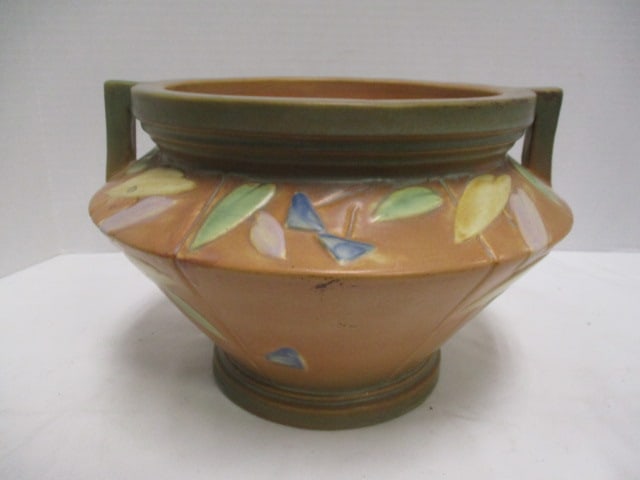 Vintage Unmarked Roseville Pottery "Futura" Jardiniere: 7"h, crazing on interior, has three kiln points on bottom, see pictures and preview to make own determination of maker