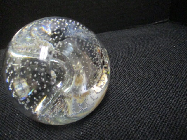 Two Vintage Czechoslovakia Crystal Pear and Apple Paperweights in Original Boxes - 4