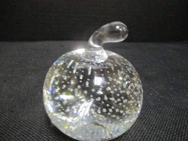 Two Vintage Czechoslovakia Crystal Pear and Apple Paperweights in Original Boxes - 5