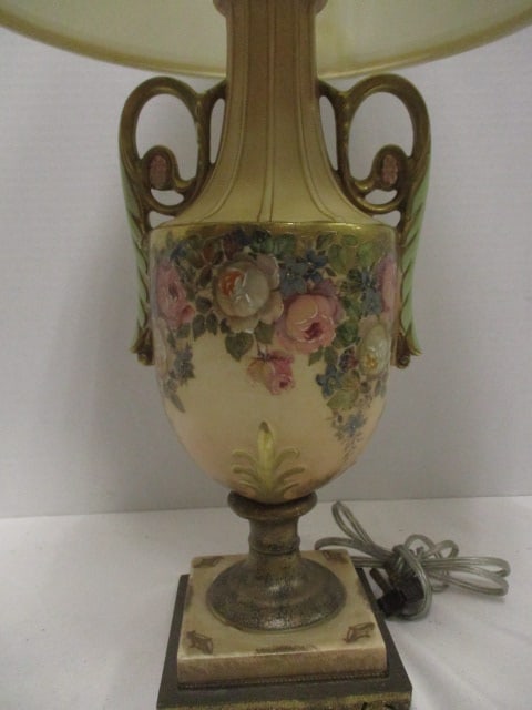 Vintage Handpainted Flower Garland Design Porcelain Urn Table Lamp - 5