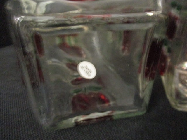 4 Piece Glass Lock Lid Canister Set with Raised Cherry Design - 7