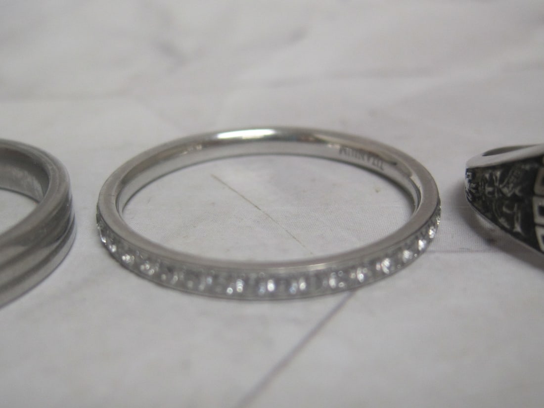 Lot of 3 Rings - 3