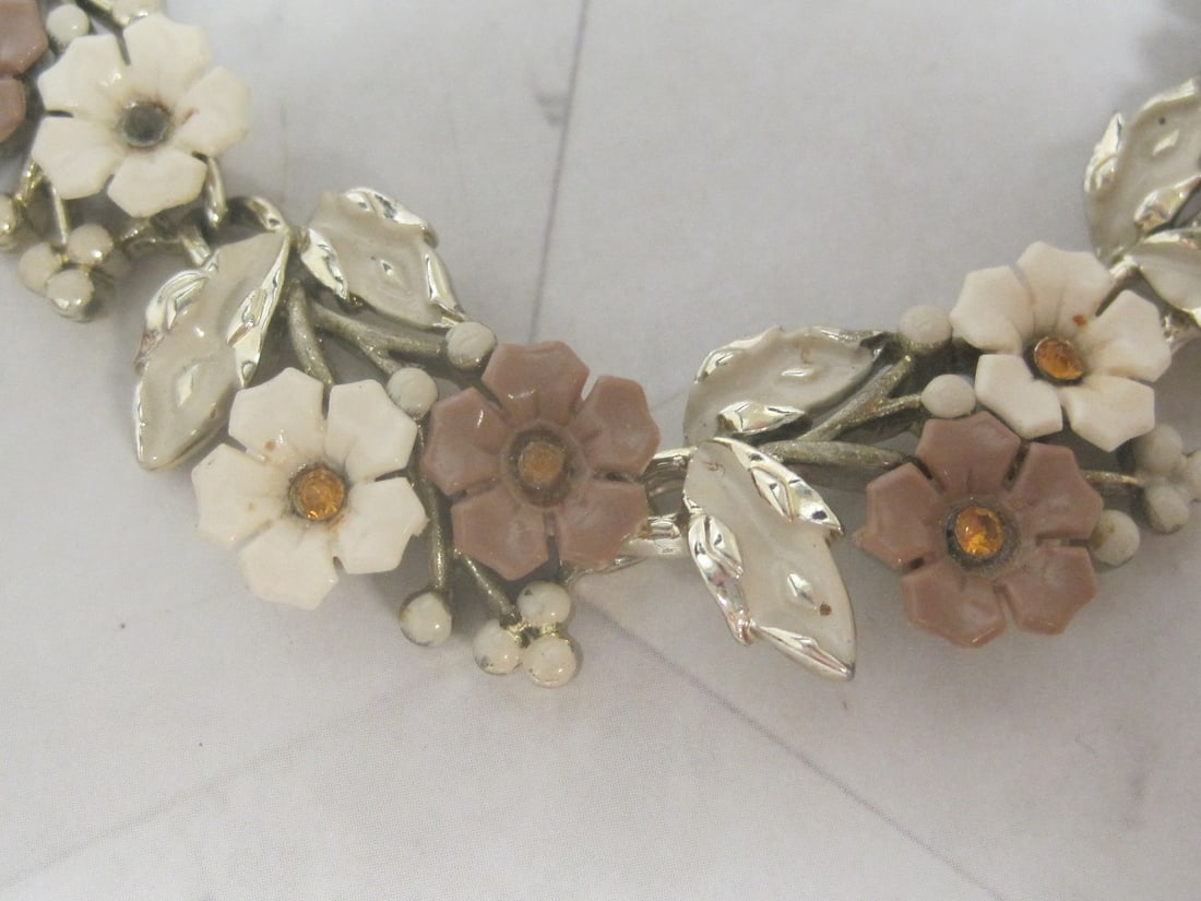 Vintage Coro Daisy Necklace & Screwback Earrings - 2