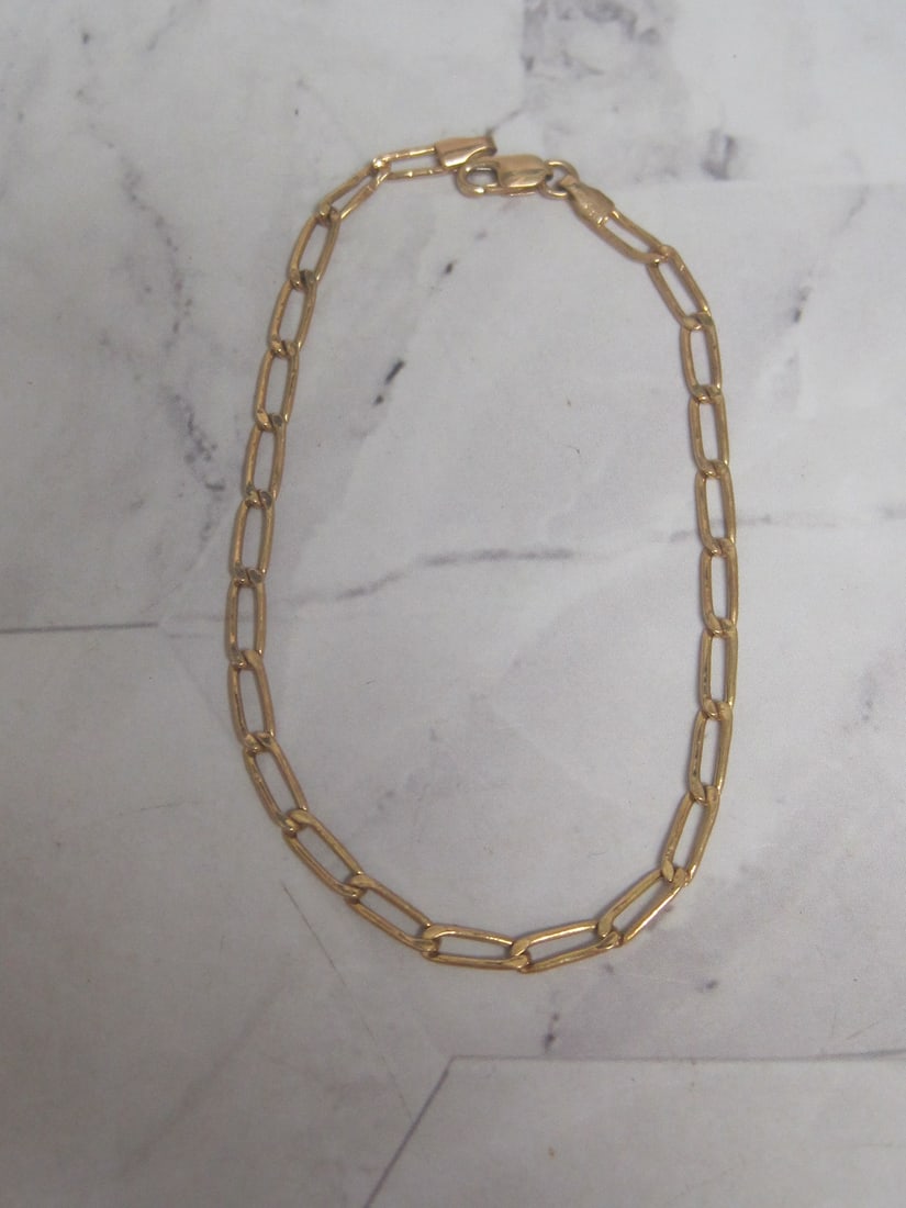 7" 14k Gold Paperclip Style Bracelet: Weighs 1.5 grams