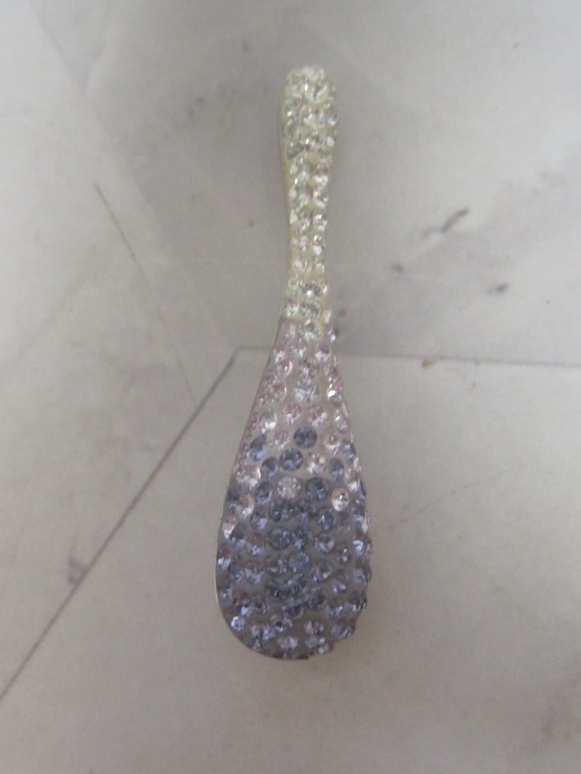 Sterling Silver Purple & Clear Stones Teardrop Pendant: Weighs 4.9 grams