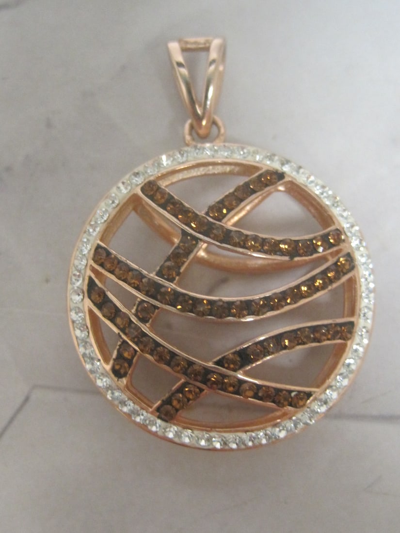 Sterling Silver Rose Gold-plated Round Pendant with Brown & Clear Crystals: Weighs 5.4 grams