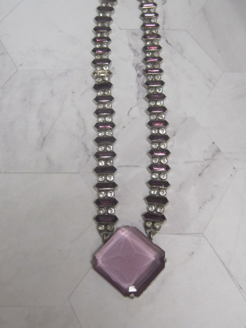 Antique Czechoslovakia Art Deco Necklace with Purple Glass Pendant: .