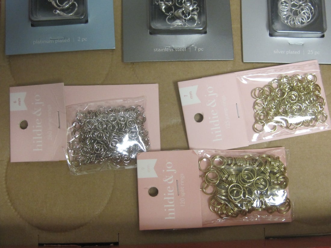 Hildie & Jo Clasps, Wires, & Jump Rings - 4