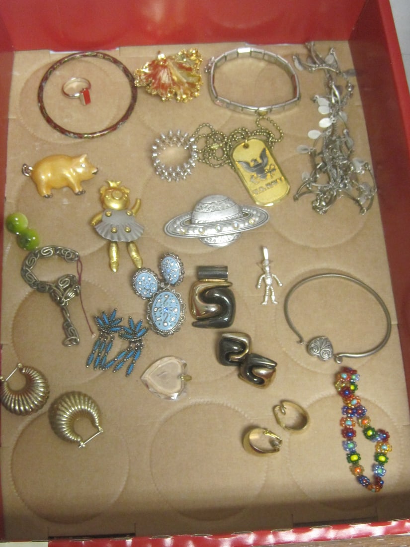 Lot of Jewelry: Modern & vintage