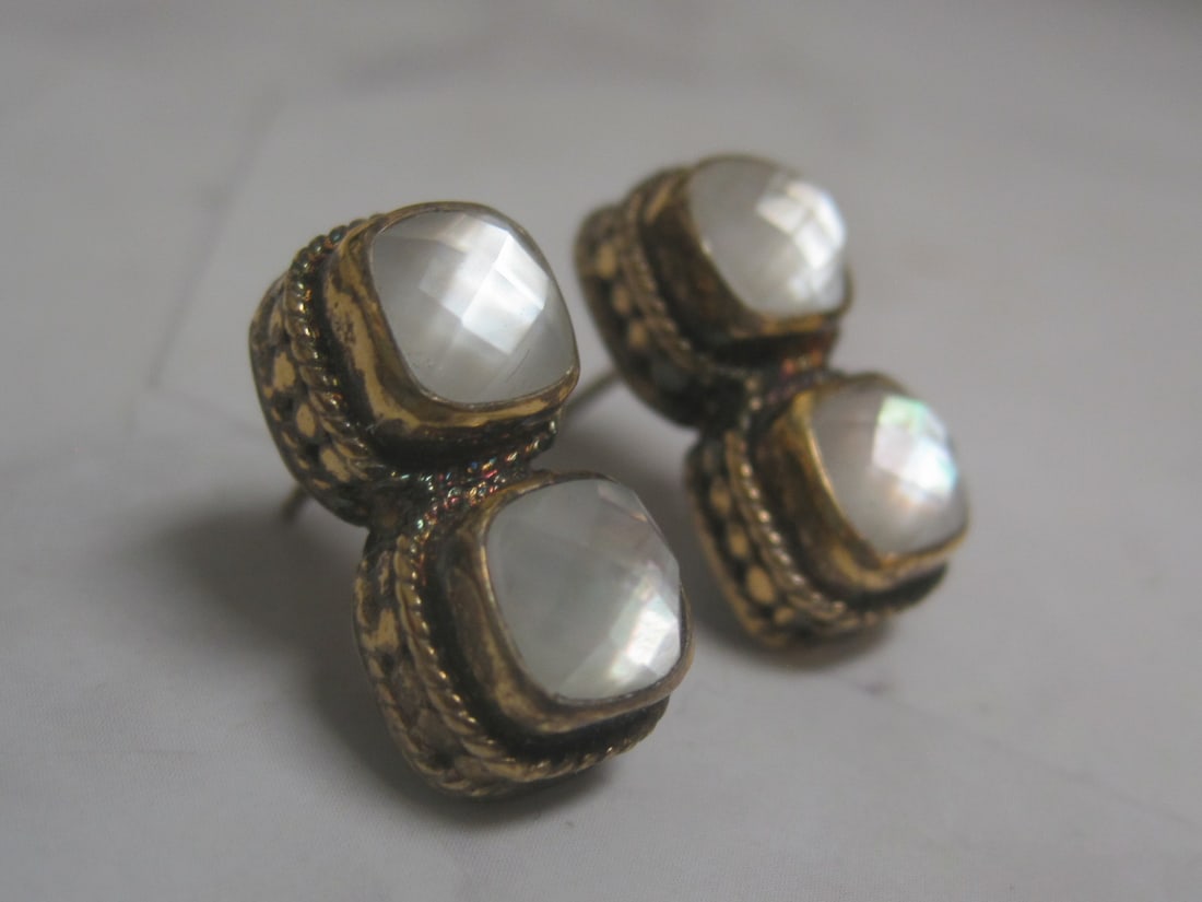 Sterling Silver Anna Beck Mother of Pearl Earrings - 2