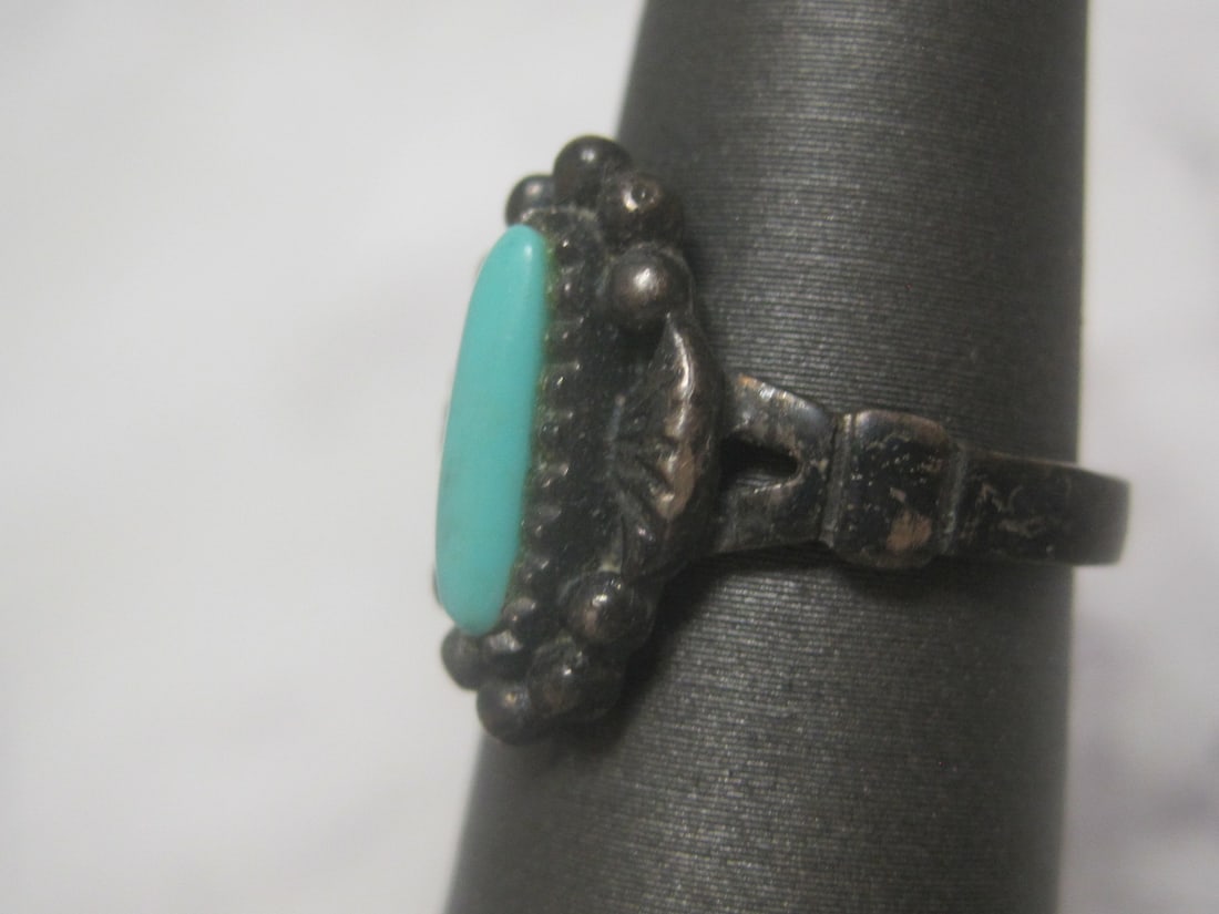 Antique Sterling Silver Turquoise Ring - 2