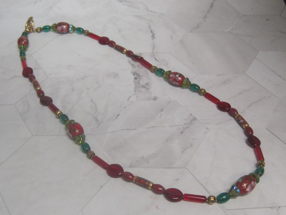26" Chinese Cloisonne & Multi-Colored Bead Necklace: .