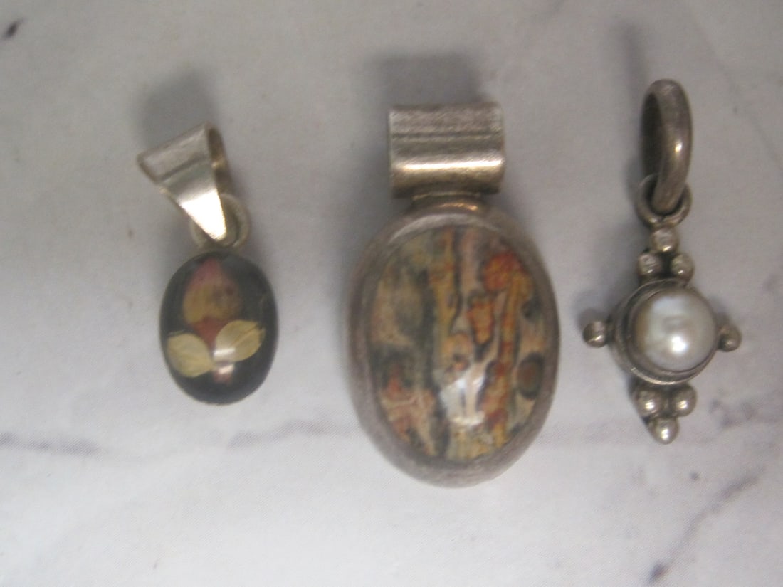 Lot of 3 Sterling Silver Pendants (1 of 4)