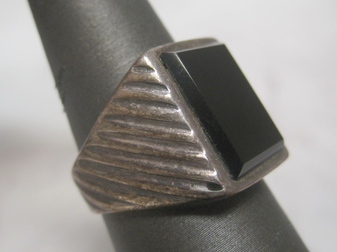 Sterling Silver Man's Onyx Ring - 3