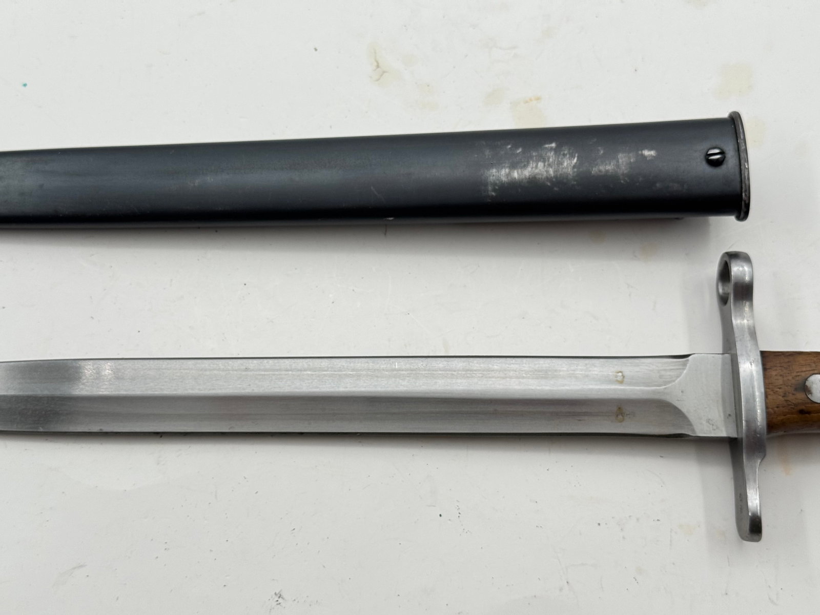 Excellent Swiss M1918 Bayonet with Scabbard by Waffenfabrik Neuhausen - 7