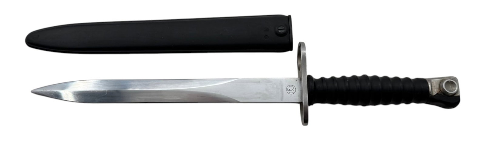 Swiss Military SIG M57 Bayonet with Scabbard by Wenger - 2