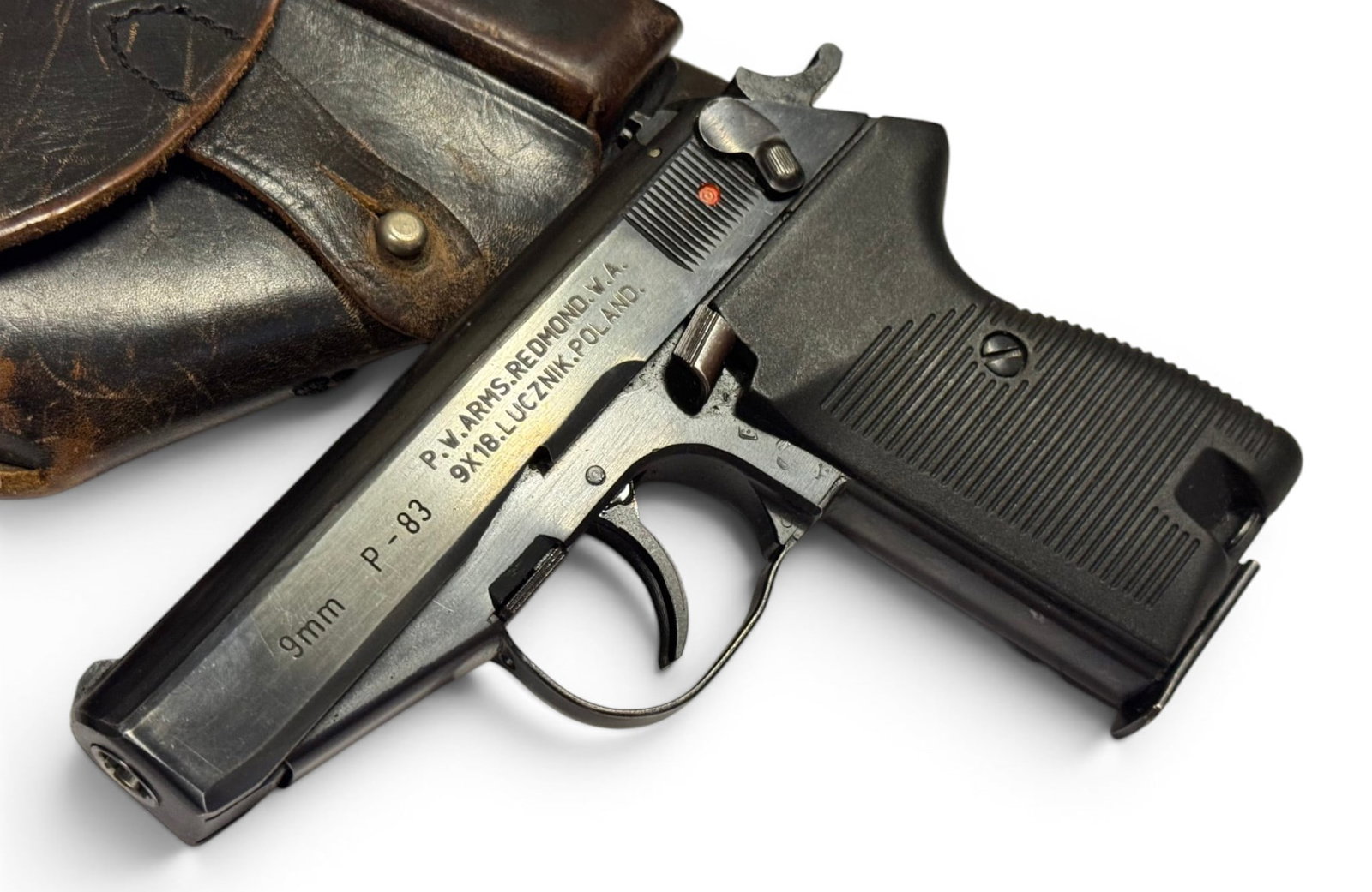 Excellent 1989 Polish Military FB Radom P-83 Wanad 9mm MAK Pistol w/ Holster & 2 Matching Mags - 2