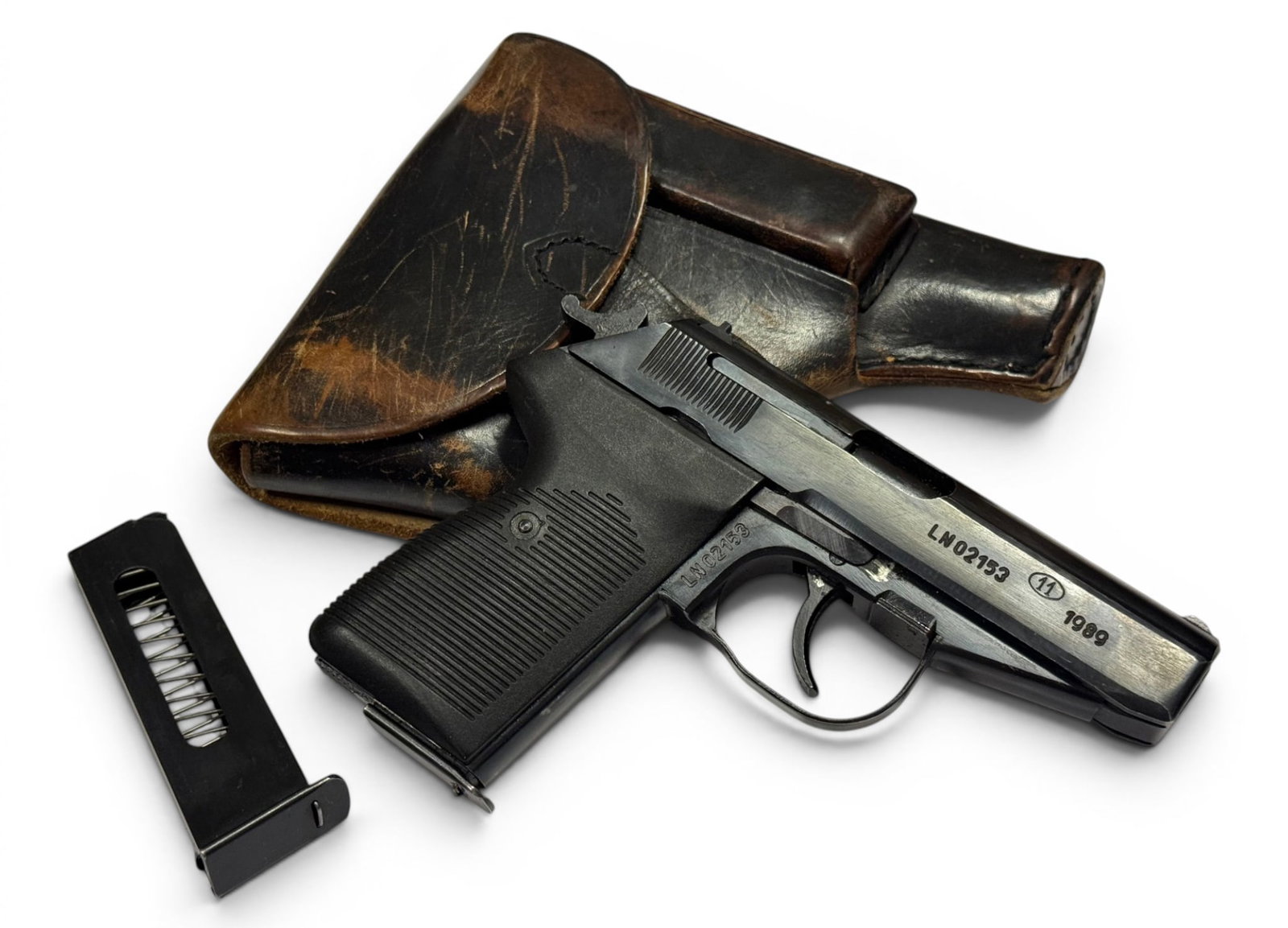 Excellent 1989 Polish Military FB Radom P-83 Wanad 9mm MAK Pistol w/ Holster & 2 Matching Mags - 3